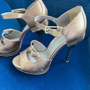 Versace shoes worn 5 times